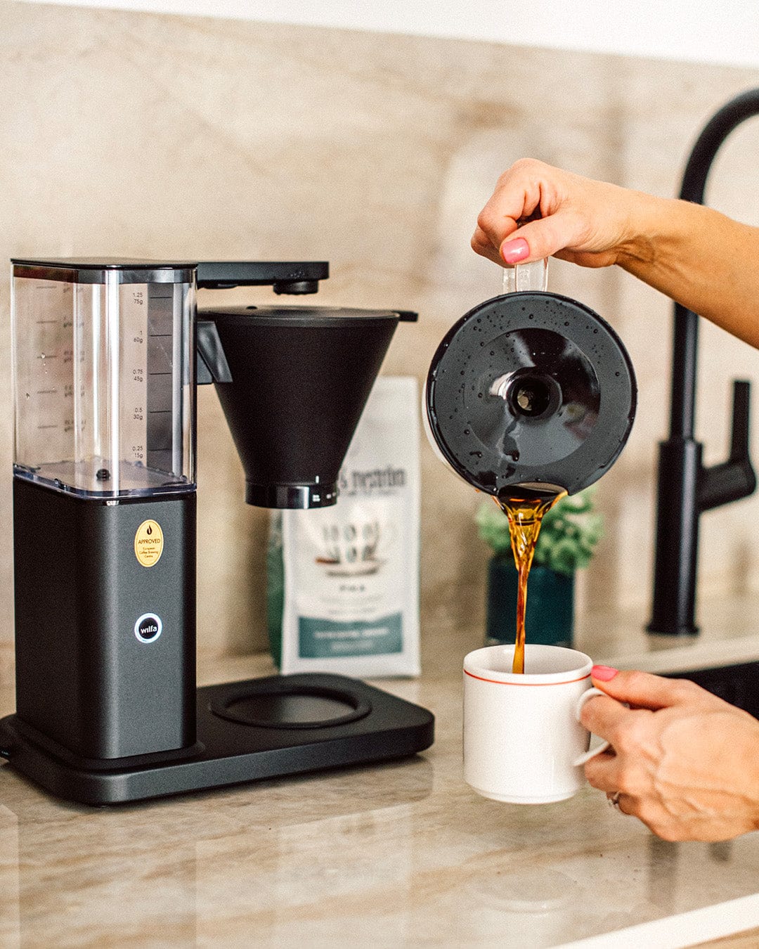 Zense Alux, Kaffebryggare